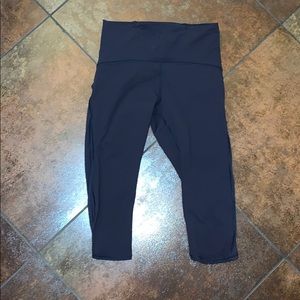 Lululemon Short Capri leggings